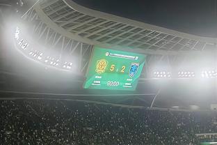 Chân trái vô địch! Di Maria, Bồ Đào Nha, phá cửa giúp Benfica thắng 4 - 1!